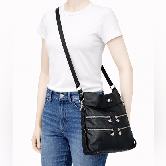 THE TREND Handbags - THE TREND Black Leather Convertible Bag – Great Condition